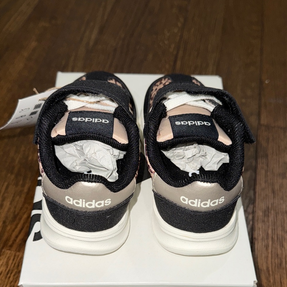Adidas Kids Sneakers - Black and Pink Leopard - Picture 4 of 5